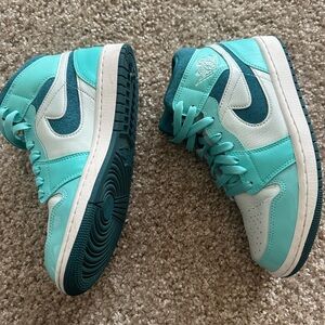 Nike Teal and White High-Top Sneakers